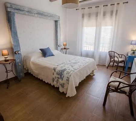 Encantos De Monfraguee בית כפרי