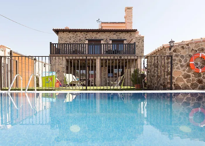 Encantos De Monfraguee *